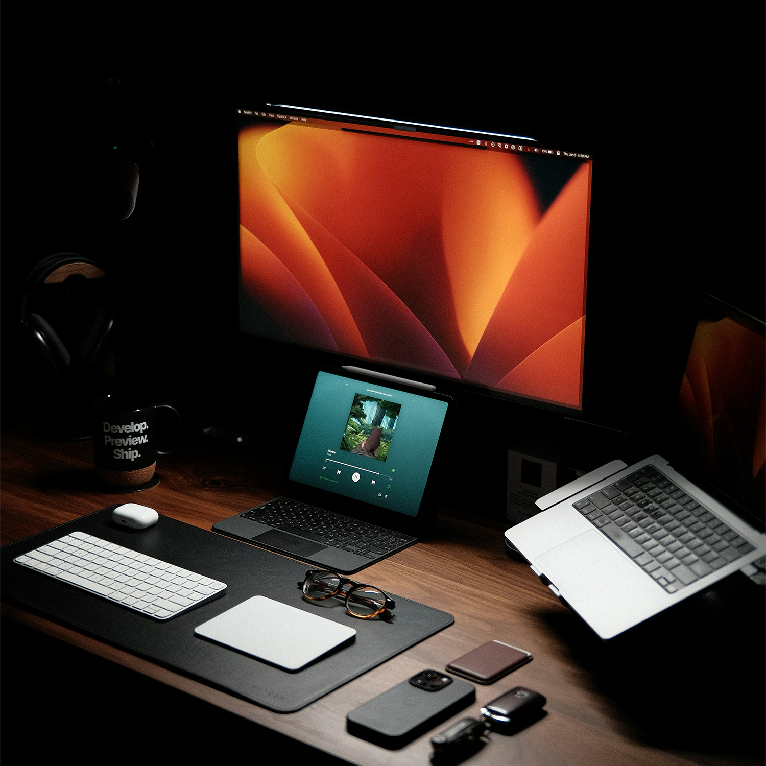 Grafik Web Design workspace used for creating websites for local businesses